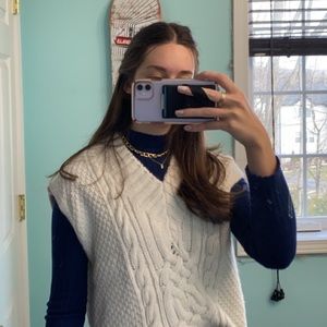 Meet your Posher, Aviva